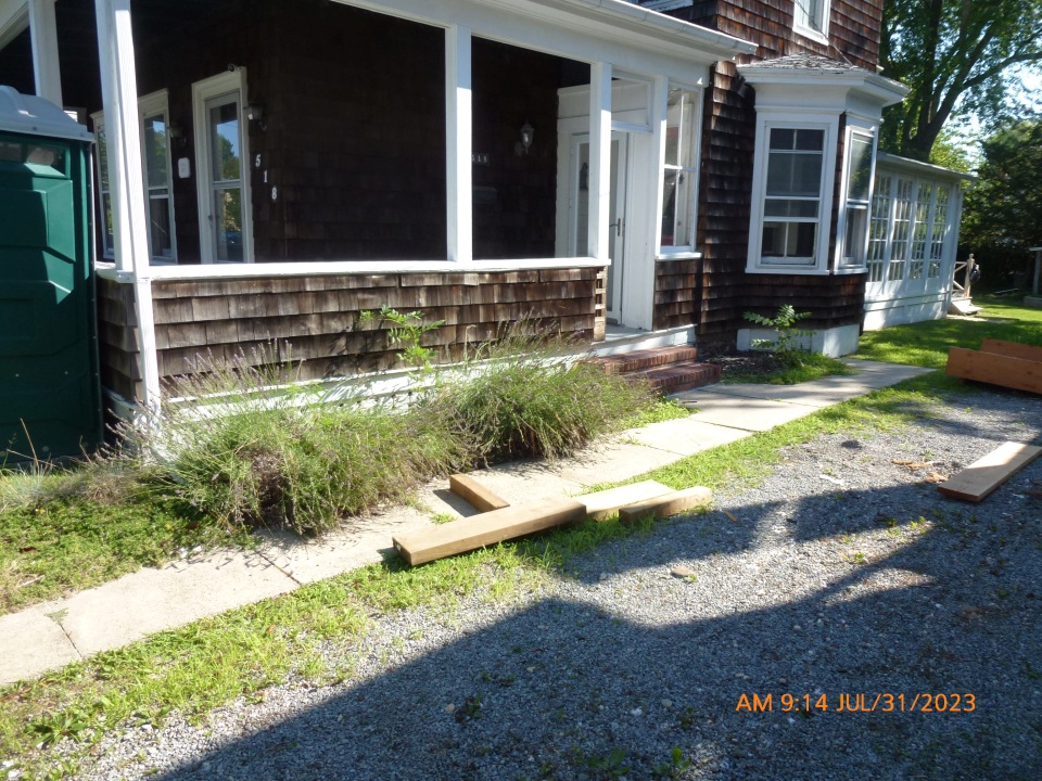 front yard 20230731 1